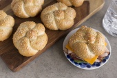 Kaiser-Rolls-e1510078770697