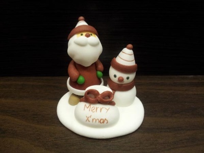 картинка Сахарная фигурка - "Дед Мороз и снеговик" (22983/p) от магазина Crumble-shop.ru