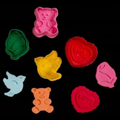 картинка Вырубки с выталкивателем - "Любовь", 4 шт от магазина Crumble-shop.ru