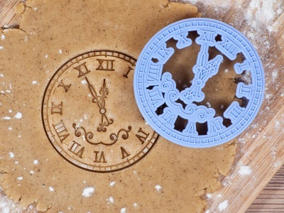 картинка Вырубка пластиковая - "Куранты" от магазина Crumble-shop.ru