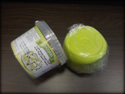 картинка Сахарная Мастика "Vizyon" - Светло-Зеленая, 1кг. (SPO*SL) от магазина Crumble-shop.ru