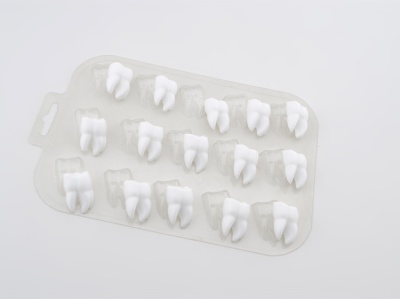 картинка Форма пластиковая для отливки шоколада - "Зубки" от магазина Crumble-shop.ru