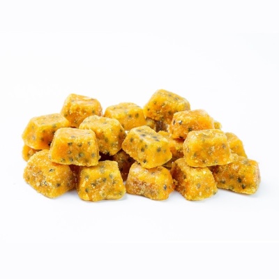 картинка Маракуйя кубик с косточкой с/м, (-18С), 0,5 кг от магазина Crumble-shop.ru