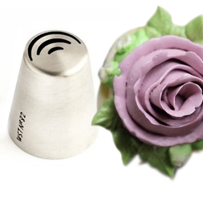 картинка Наконечник - №82 "Е тройной листик и лепесток" от магазина Crumble-shop.ru