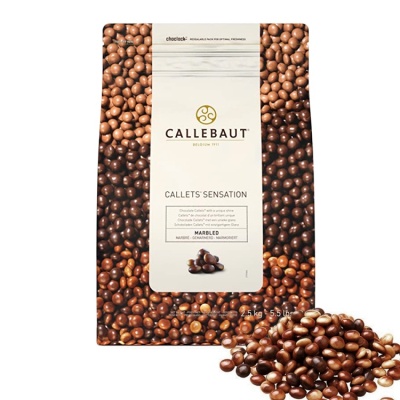 картинка Шоколад Callebaut - Драже Marbled Mix Dark/White, 2,5 кг от магазина Crumble-shop.ru